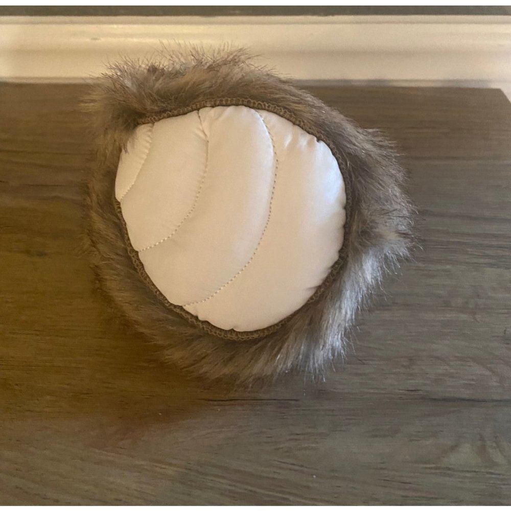 180s Down With Behind The Head Ear Warmer White With Faux Fur Trim